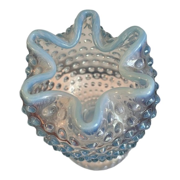 Vtg DUNCAN MILLER Blue Opalescent Glass Footed Vase hobnail 6.5" - Picture 5 of 6
